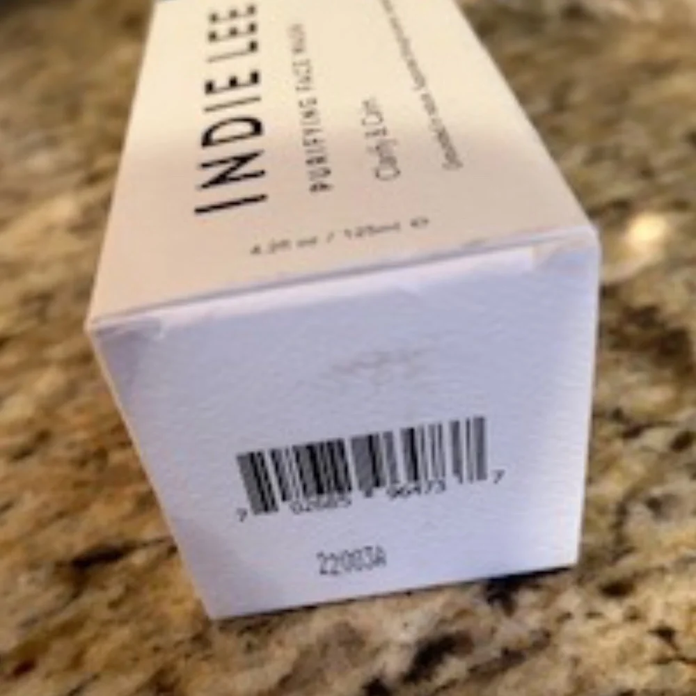 Indie Lee Purifying Face Wash *NEW* - Picture 4 of 9